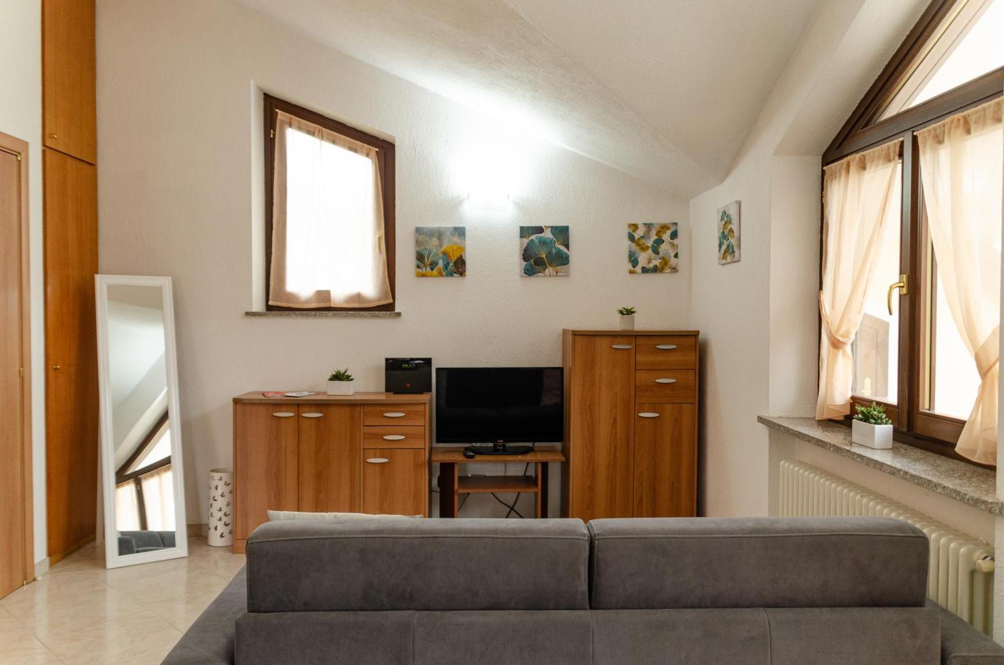 Sarre Skyline Apartment - Relax In Valle D'Aosta Dış mekan fotoğraf